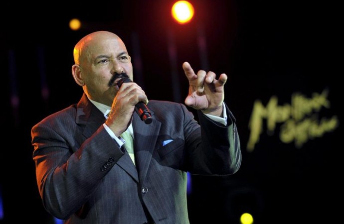 Saludan reconocimiento de Los Ángeles a cantante venezolano Óscar D’León