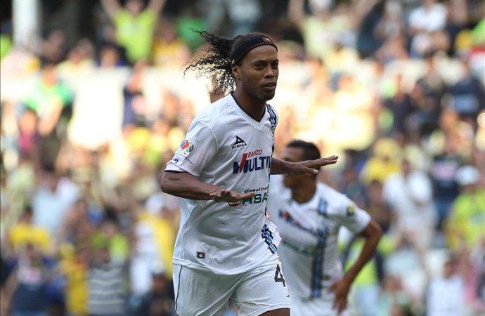 Ronaldinho da el empate a Querétaro ante Veracruz y lo pone en semifinales