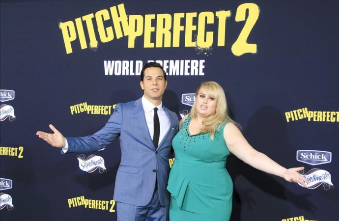«Pitch Perfect 2» arrasa entre el público femenino y reina en la taquilla