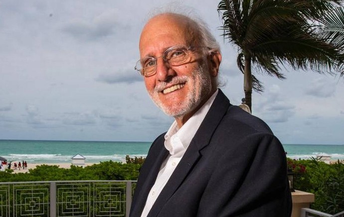 Alan Gross promueve el acercamiento a Cuba en evento en Miami