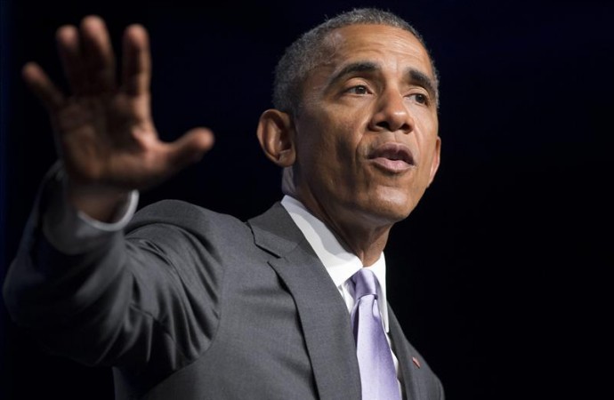 Obama defiende su reforma sanitaria a la espera de fallo judicial clave