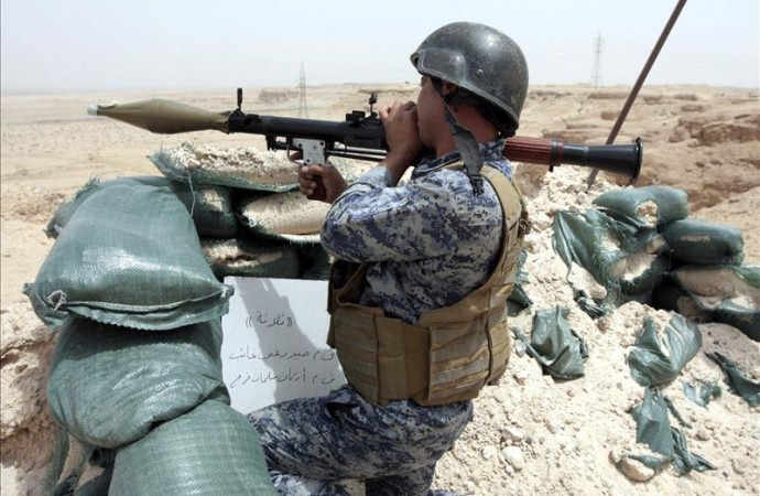 Obama autoriza enviar 450 militares más para entrenar a las tropas iraquíes