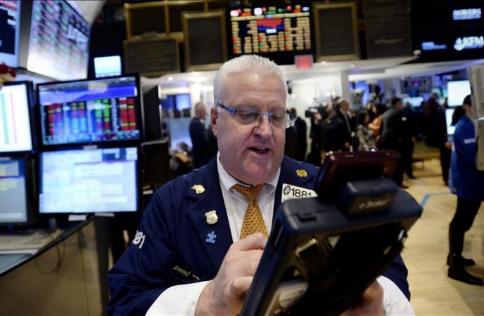 Wall Street abre al alza y el Dow Jones sube un 0,32 por ciento