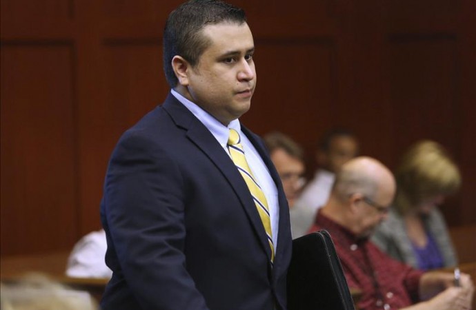 Fiscalía acusa de asesinato en segundo grado a hombre que disparó a Zimmerman