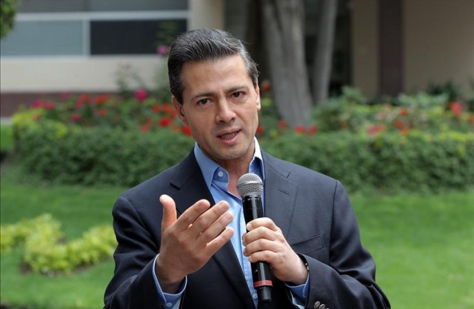 Peña Nieto se siente «bien físicamente» y no altera agenda tras recibir alta