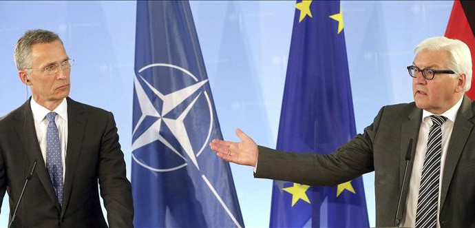La OTAN y Alemania insisten en cumplir el acuerdo de Minsk y dialogar con Rusia