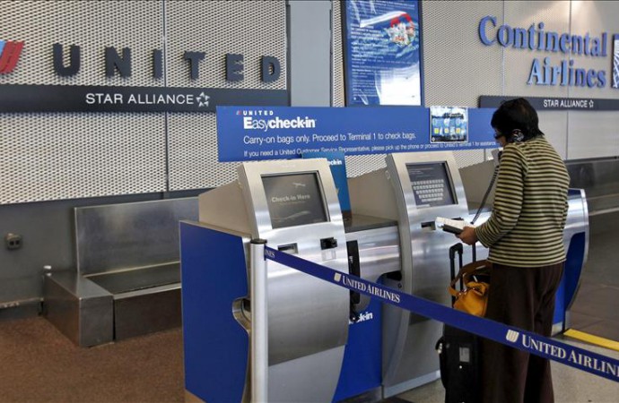 United Airlines suspende sus vuelos a nivel mundial por fallo informático