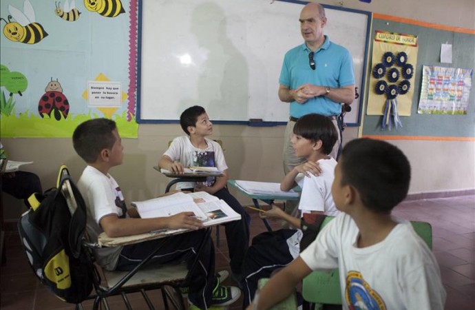 El desafío de América Latina en Educación es mejorar la calidad de docentes
