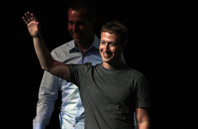Mark Zuckerberg anuncia que será padre