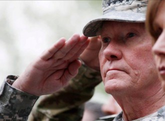 El jefe del Estado Mayor Conjunto de EEUU da su apoyo a Irak en la guerra contra el EI