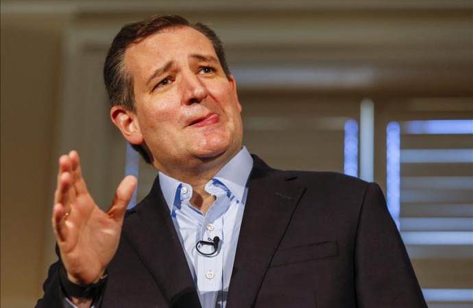 Ted Cruz descarta ir «puerta a puerta» para deportar a indocumentados en EEUU