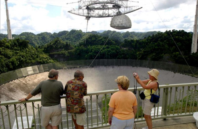 El Observatorio de Arecibo instala un complejo equipo de alta frecuencia