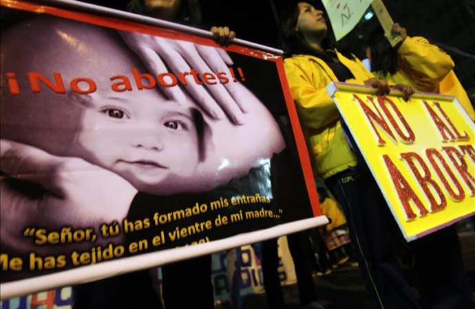 Marchan contra aborto en Puerto Rico 43 años después de su regulación