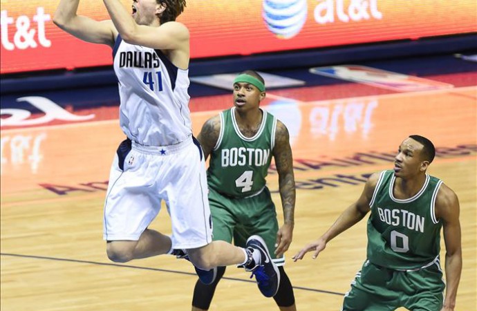 118-113. Nowitzki y Williams mantienen dominio de Mavericks ante Celtics