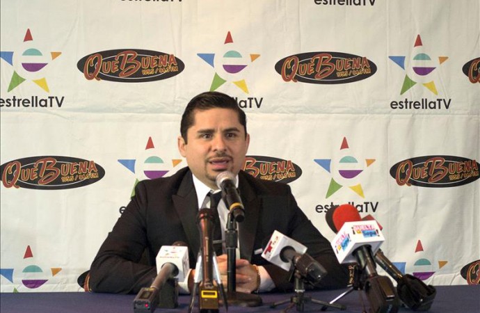 NBC Universo renueva programa de Larry Hernández a pesar de polémica judicial