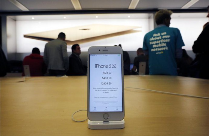 Google pagó 1.000 millones dólares a Apple para mantener buscador en iPhone