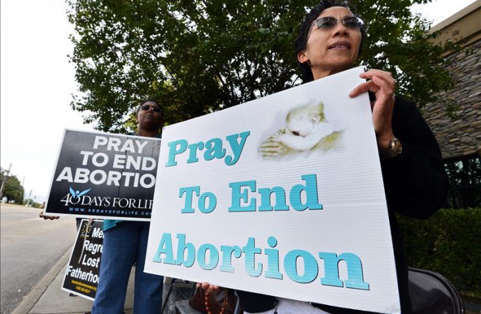 El Tribunal Supremo rechaza revivir ley contra el aborto en Dakota del Norte