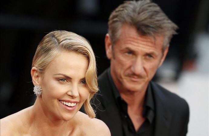 Charlize Theron y Sean Penn, la pareja del día en Cannes