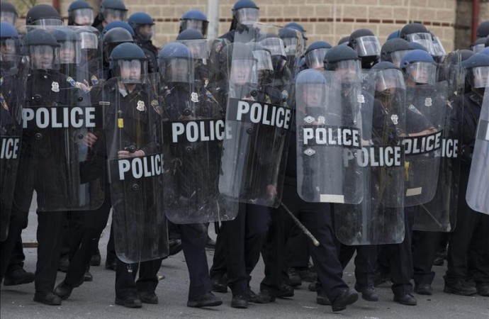 Hispanos representan el 60 por ciento del crecimiento de minorías en la Policía