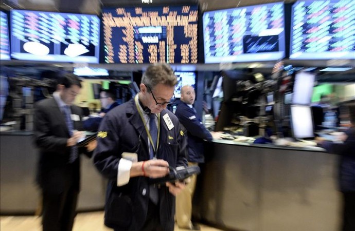 Wall Street abre sin rumbo claro y el Dow Jones cede un 0,12 por ciento