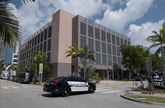 Agentes del FBI continúan registrando sede de CONCACAF en Miami Beach