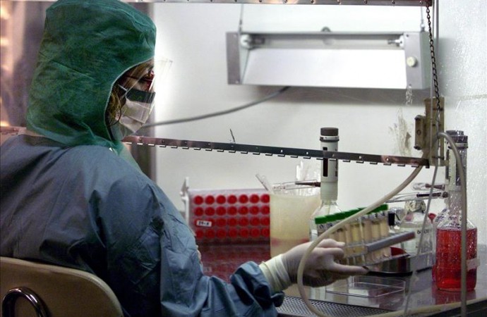 Autoridades sanitarias investigan envío accidental de ántrax a laboratorios