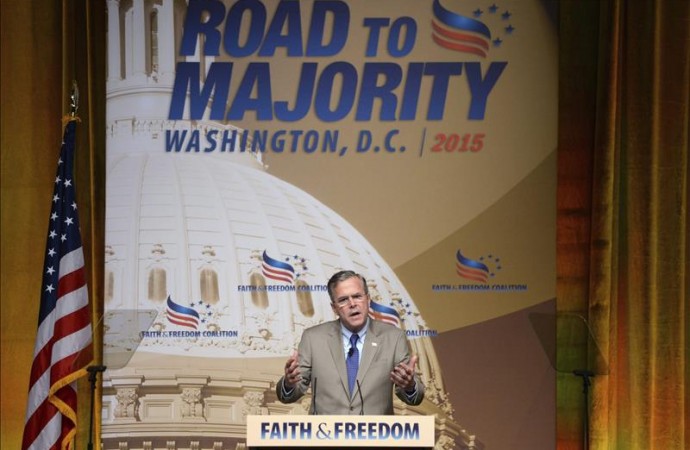 Jeb Bush alerta que «la libertad religiosa está bajo ataque»