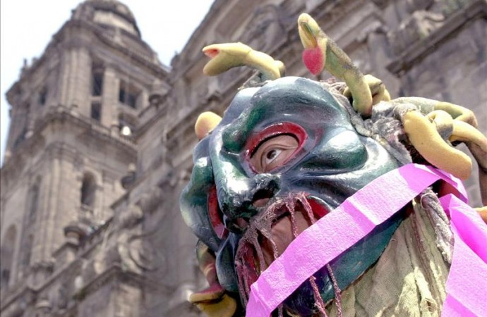 Aumenta turismo de mexicanos de Chicago a la capital de su país
