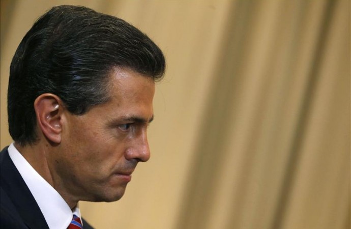 Operan de emergencia a Peña Nieto de la vesícula biliar