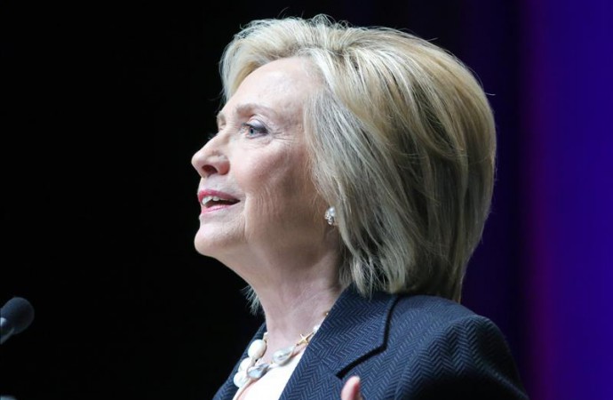 El Departamento de Estado publicará hoy 3.000 páginas de correos de Clinton