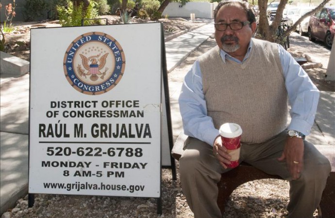 Congresista de Arizona pide investigar muertes en centro de detención de Eloy