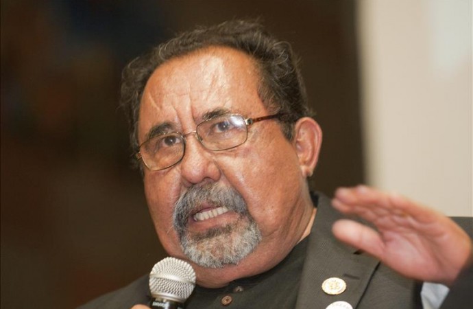 Políticos divididos sobre el restablecimiento de relaciones con Cuba