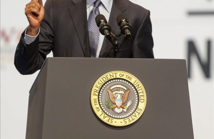 Obama asegura en el «Daily Show» que su política está dando frutos «tarde»