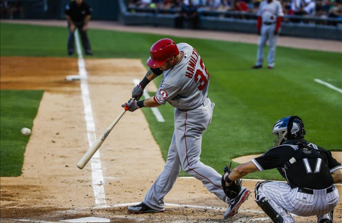 4-2. Hamilton remolca dos contra los Angelinos y guía el ataque de los Vigilantes
