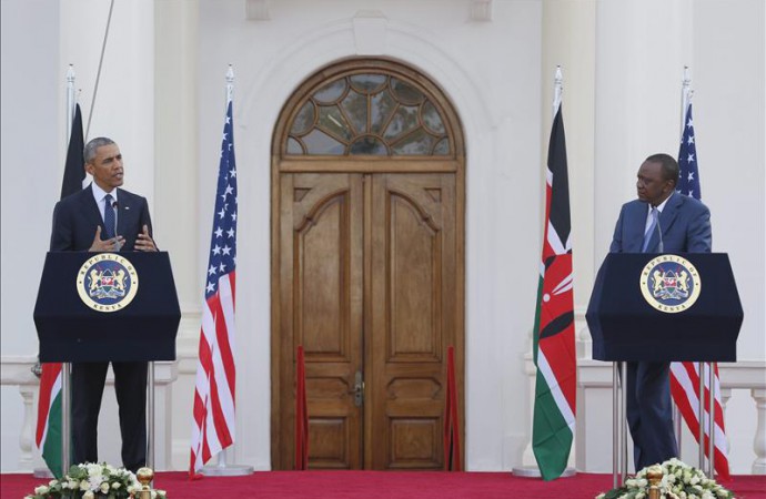 Obama honra a las víctimas del atentado contra la embajada de EEUU en Nairobi