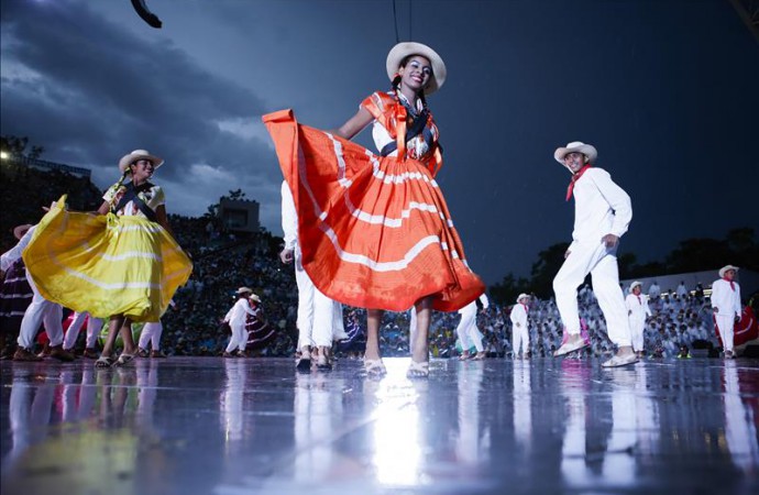 Música oaxaqueña pone en alto el legado de esta comunidad en Los Ángeles