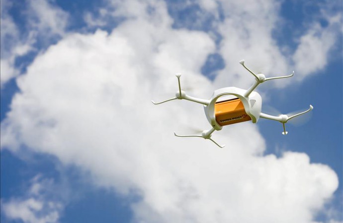 Los drones vuelan alto y más rápido que las regulaciones gubernamentales