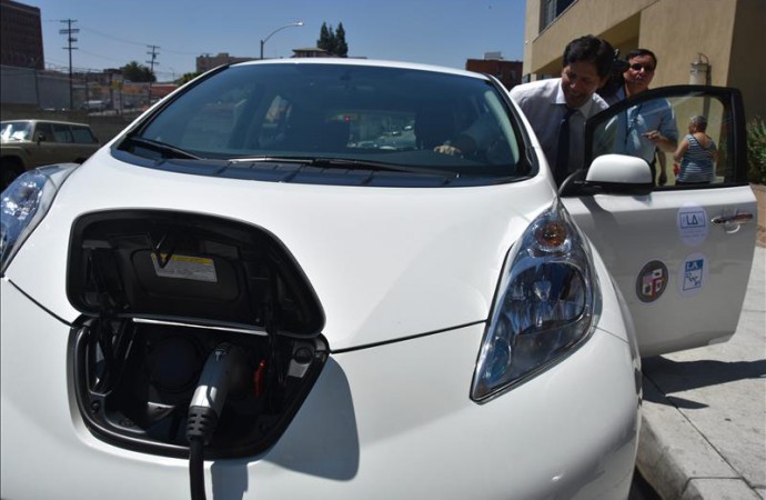 Nissan desarrolla una alerta audible para peatones desde coches eléctricos