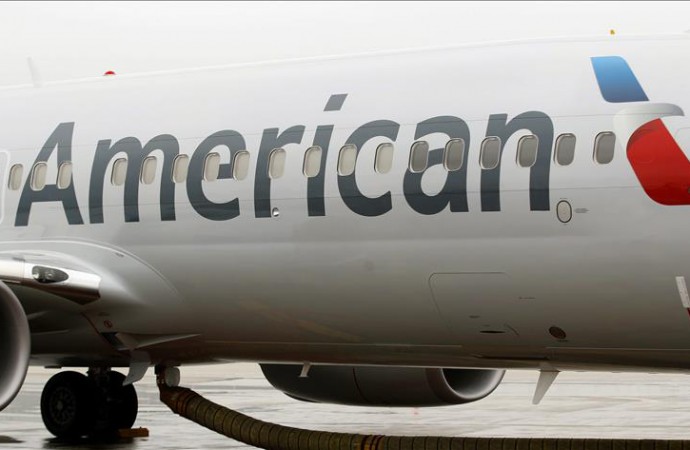 American Airlines reanuda vuelos tras suspensión por un fallo técnico