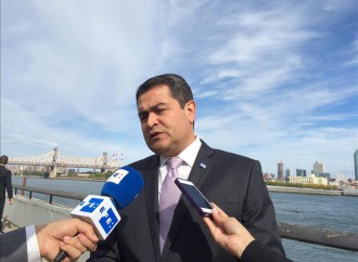 La OEA presenta al presidente hondureño un plan de lucha contra la corrupción