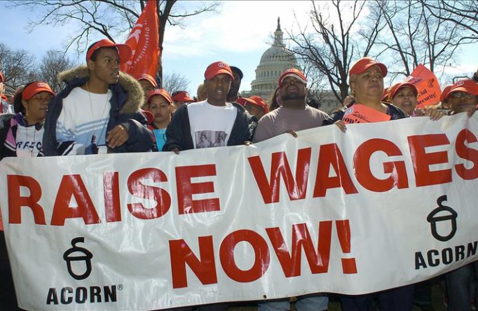 Trabajadores en Florida piden aumento salarial hasta los 15 dólares la hora