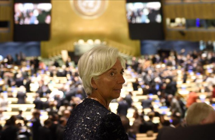 Lagarde: Reto global es gestionar transición en China y alza de tipos en EEUU