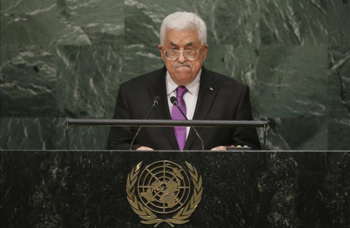 Abás dice que Palestina no puede seguir ligada a los acuerdos de paz de Oslo