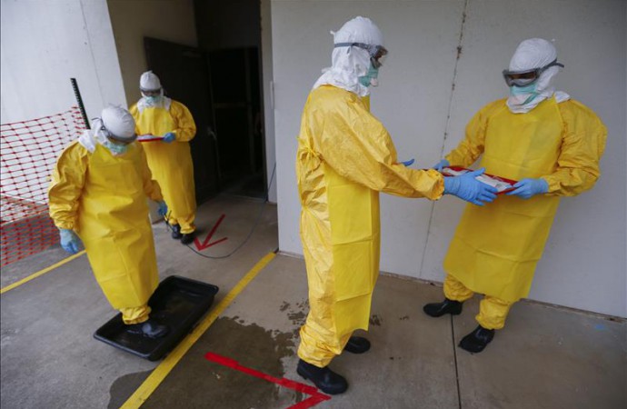 Virus de ébola permanece hasta nueve meses en semen de enfermos según estudio