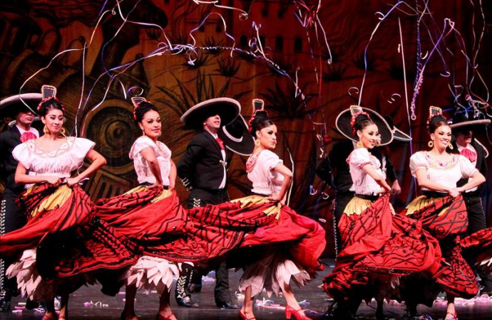 El Ballet Folklórico de Amalia Hernández desembarca en Los Ángeles