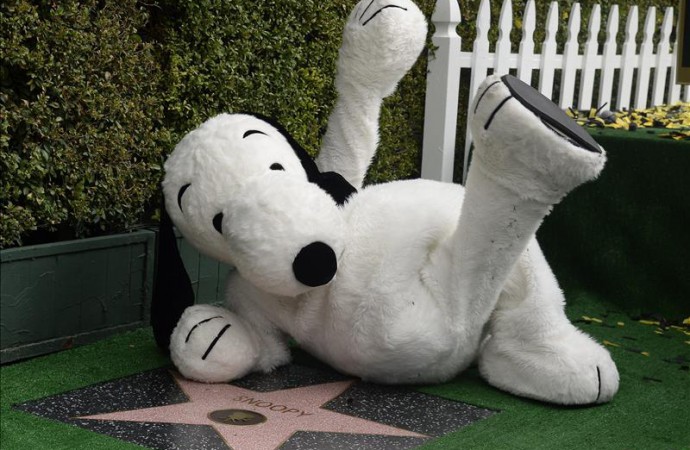 Snoopy, el primer beagle con estrella en el Paseo de la Fama