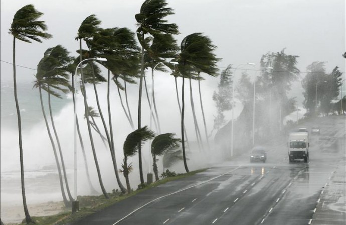 Se forma la depresión tropical duodécima al sureste de las Bahamas