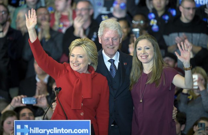 Marco Rubio logra el «momentum» y Hillary Clinton evita una pesadilla en Iowa