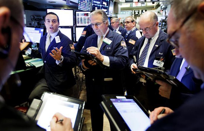 Wall Street sigue al alza y el Dow Jones sube un 0,28 % a media sesión