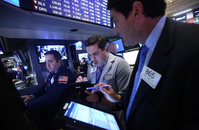 Wall Street abre a la baja y el Dow Jones pierde un 0,40 %